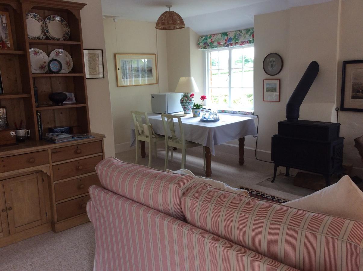 Moors Farmhouse Bed & Breakfast East Knoyle Luaran gambar